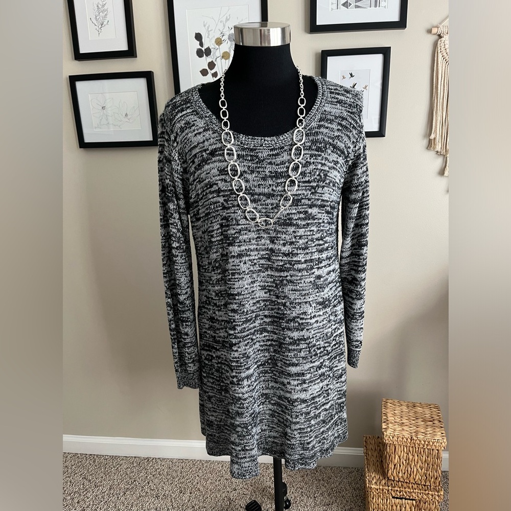 Black/grey sweater dress